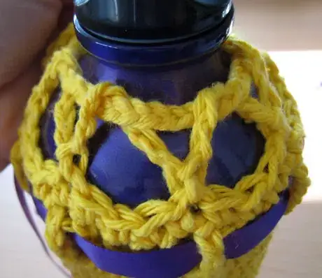 Image titled Bottle_cozy_25