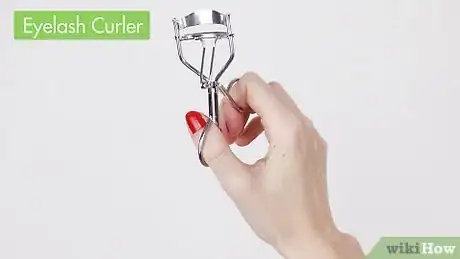 Image titled Use a Lash Curler Step 1