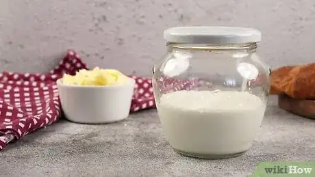 Image titled Make Butter in a Jar Step 1