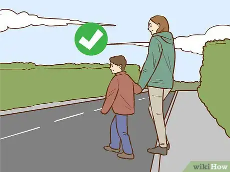 Image titled Teach Children Basic Street Safety when Walking Step 19