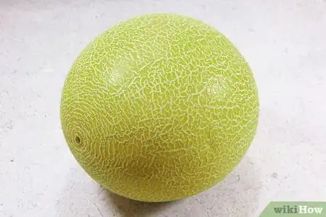 Image titled Freeze Cantaloupe Step 1