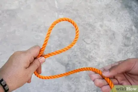 Image titled Tie a Hammock Knot Step 1