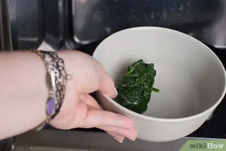 Image titled Prepare Frozen Spinach Step 4