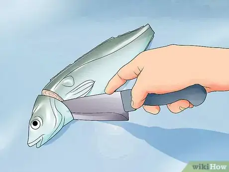 Image titled Clean_Gut a Fish Step 10