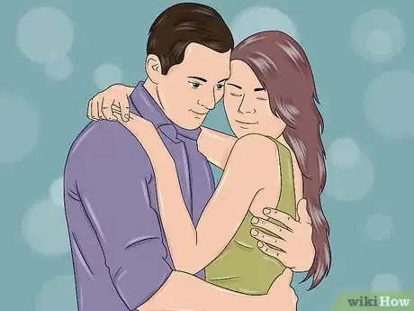 Image titled React if Your Boyfriend Hugs You Step 7