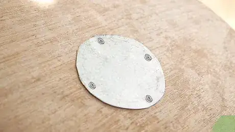 Image titled Make a Viking Shield Step 17