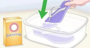 Remove Odor from Your Shoes with Baking Soda