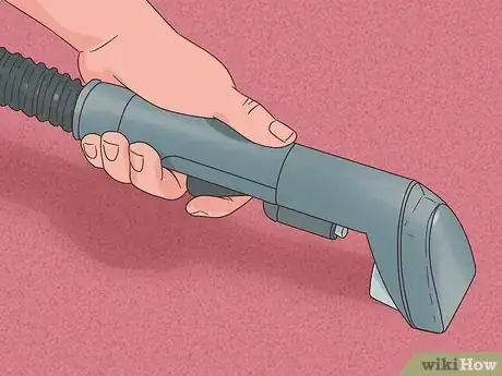 Image titled Use a Bissell Carpet Cleaner Step 14