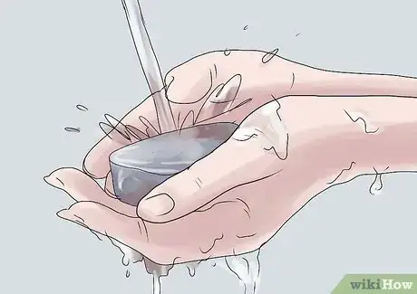 Image titled Prevent Sweaty Palms Step 10