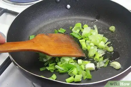 Image titled Select and Use Leeks Step 10