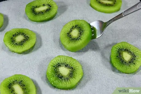 Image titled Freeze Kiwi Step 7