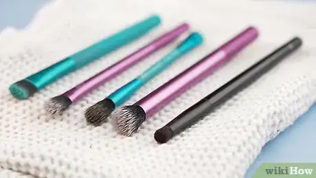 Image titled Clean Makeup Brushes Step 2