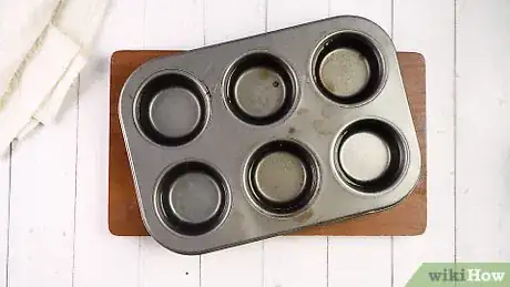 Image titled Clean a Muffin Pan Step 8