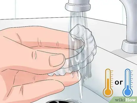 Image titled Clean a Plastic Retainer Step 1