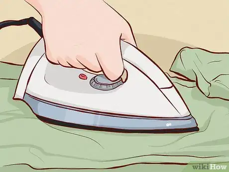 Image titled Avoid Clothes Creasing During Wear Step 2