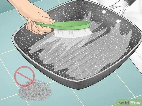 Image titled Clean a Grill Pan Step 14