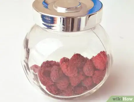 Image titled Dehydrate Raspberries Step 9