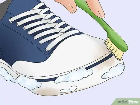 Image titled Wear Jeans with Sneakers Step 13