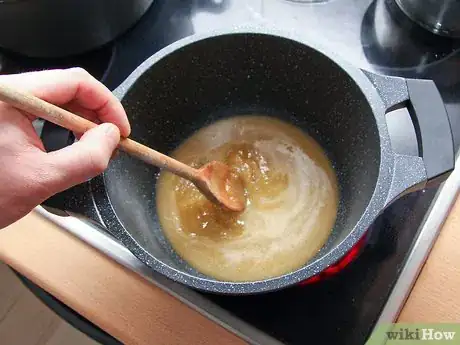 Image titled Make Creamed Honey Step 6