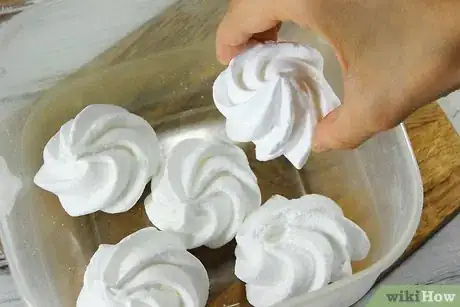 Image titled Store Meringues Step 5