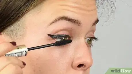 Image titled Do Winged Eyeliner Step 17