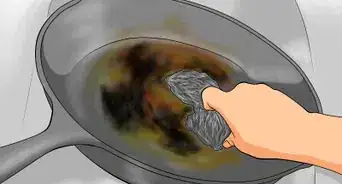 Clean a Scorched Pan