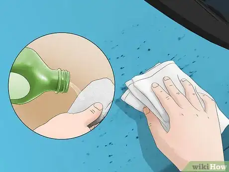 Image titled Remove Bugs, Tar, and Sap from Your Car Step 8