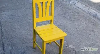 Paint an Old Wooden Chair