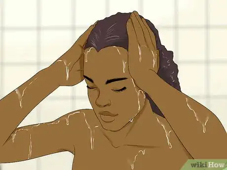 Image titled Air Dry Oneself After Showering Step 2