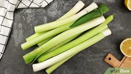 Image titled Cook Leeks Step 1