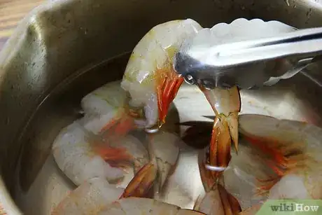 Image titled Thaw Frozen Shrimp Step 13