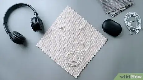 Image titled Clean Your Headphones Step 15