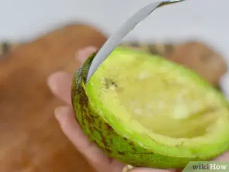 Image titled Peel an Avocado Step 7Bullet1