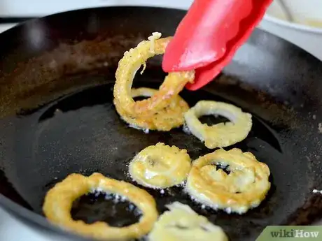 Image titled Make Onion Ring Batter Step 6