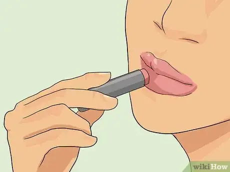 Image titled Heal a Swollen Lip Step 10