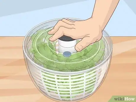 Image titled Use a Salad Spinner Step 7