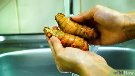 Image titled Use Fresh Turmeric Root Step 1