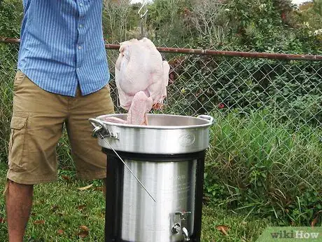 Image titled Butcher and Remove the Pin Feathers of a Turkey Step 2