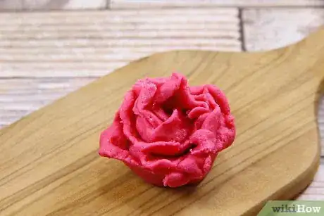 Image titled Make Fondant Flowers Step 12