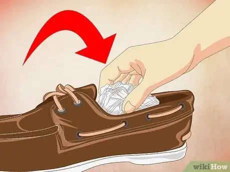 Image titled Deodorize Shoes Step 2