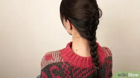 Image titled Start a French Braid Step 11