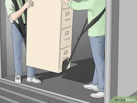 Image titled Move Heavy Furniture by Yourself Step 15