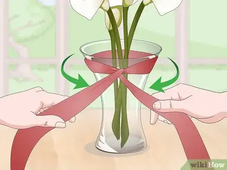 Image titled Decorate a Flower Vase with a Ribbon Step 8