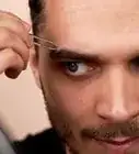 Trim Eyebrows (for Men)