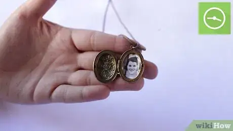 Image titled Put a Picture in a Locket Step 25