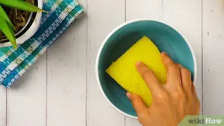 Image titled Clean a Sponge in the Microwave Step 2