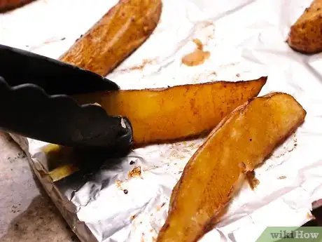 Image titled Make Potato Wedges Step 6