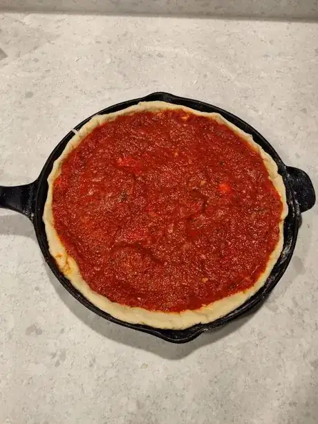 Image titled Assemble the pizza in the skillet