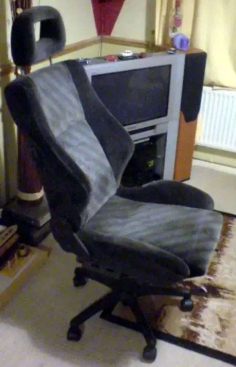 Image titled Finishedchair_900