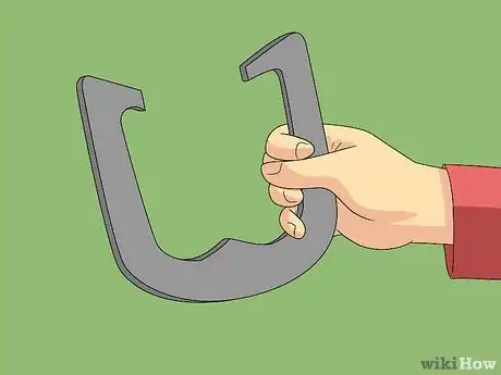 Image titled Throw a Horseshoe Step 12